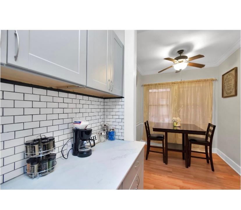 Cozy Downtown Studio By Toyota Center Houston Esterno foto